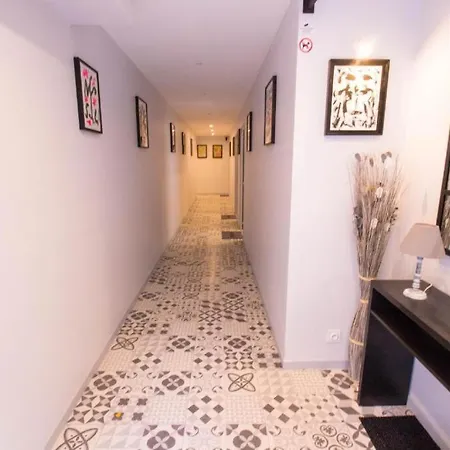 232 Shanghai Concept In Apartment *